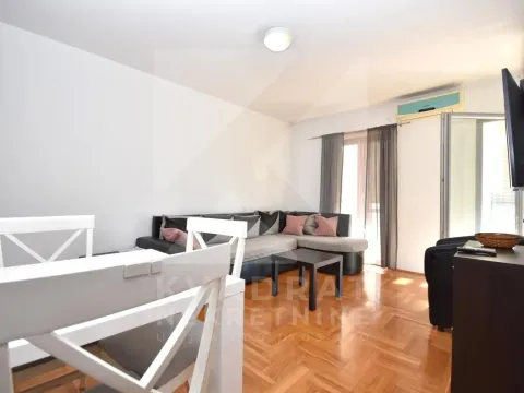 Izdavanje, jednosoban stan, 38m², 1 maj, Podgorica - image 2