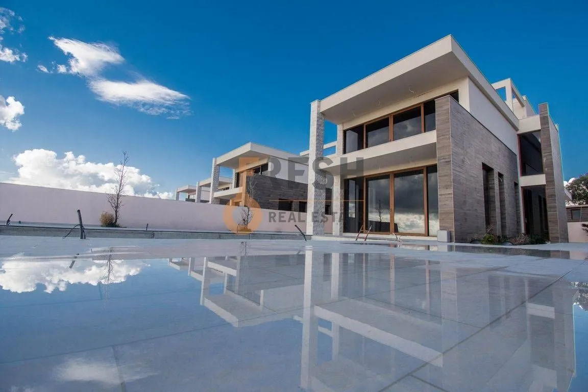 Prodaja, kuća, 450m², Budva, Crna Gora