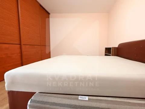 Sale, house, 200m², Rogami, Podgorica - image 18