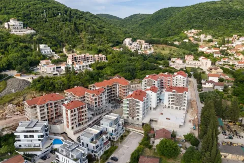 Prodaja, dvosoban stan, 37m², Tivat, Crna Gora - image 15