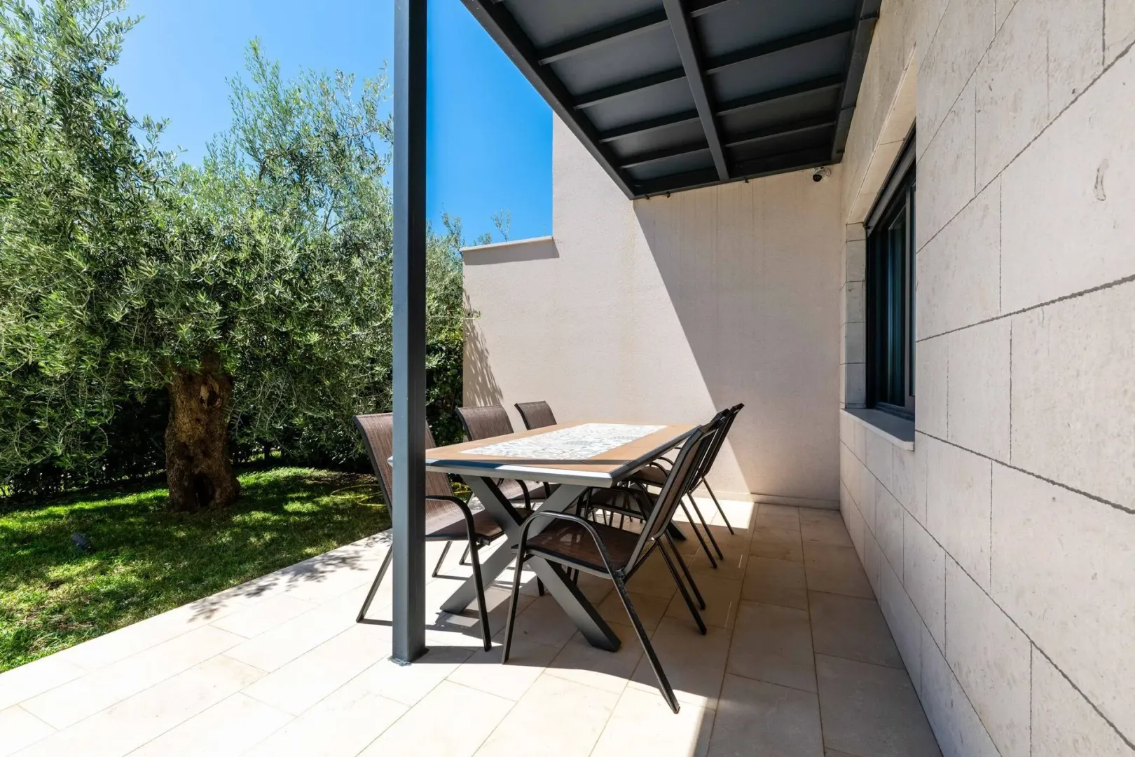Rent, house, 200m², Reževići, Budva