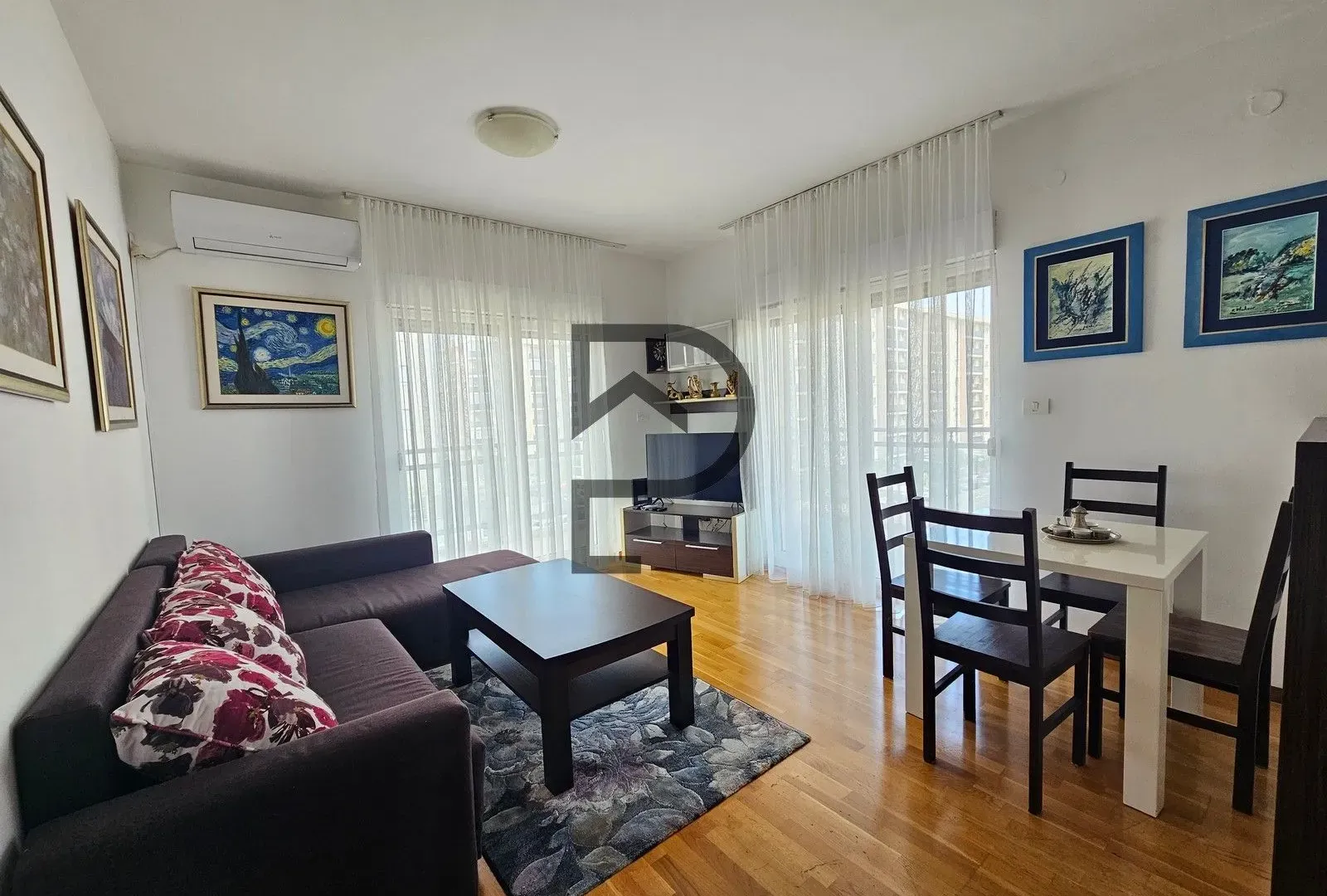 Rent, two bedroom apartment, 64m², City Kvart, Podgorica