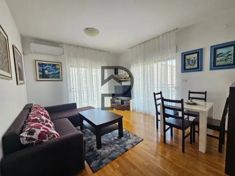 Rent, two bedroom apartment, 64m², City Kvart, Podgorica - image 12