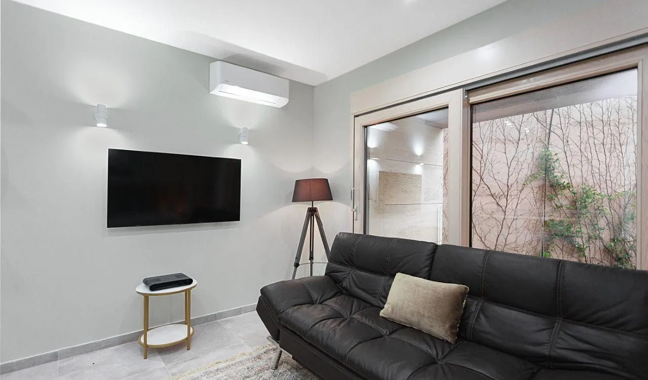 Prodaja, jednosoban stan, 38m², Kotor, Crna Gora