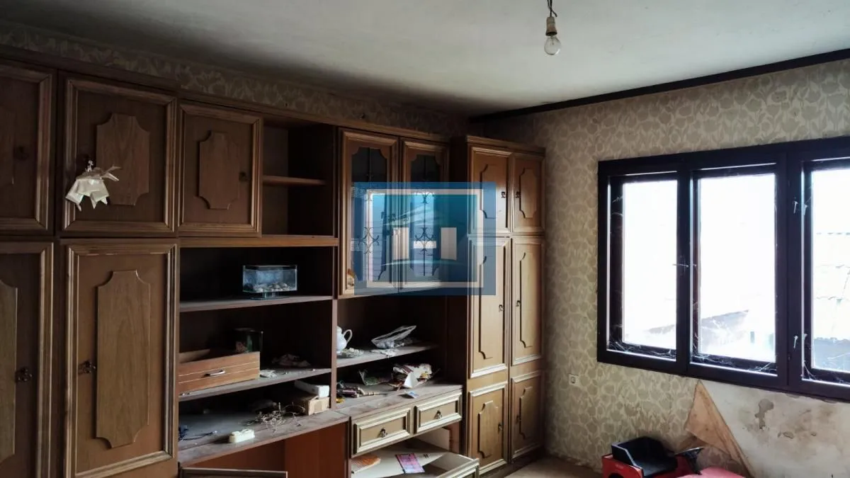 Sale, house, 240m², Batočina, Srbija