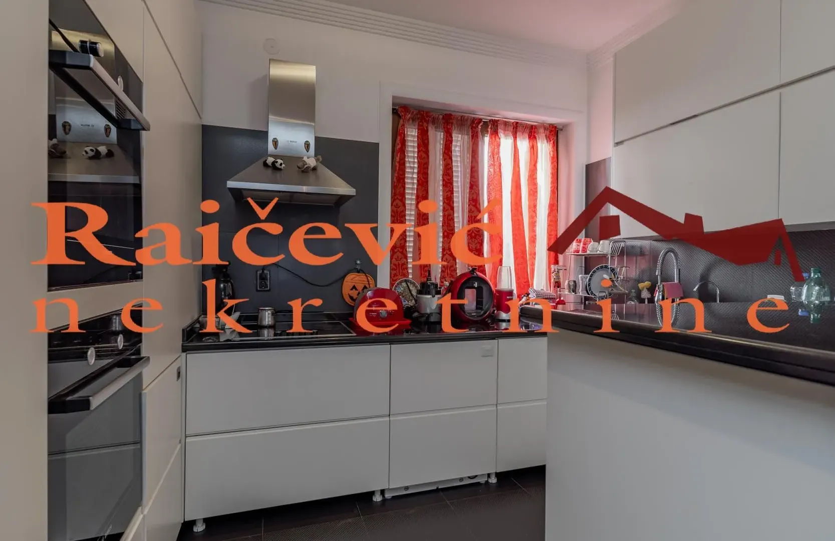Sale, house, 288m², Savski Venac, Beograd