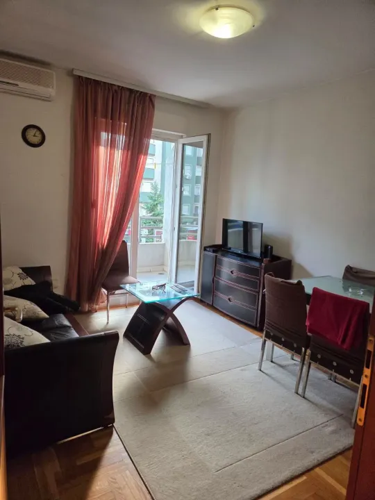 Rent, one bedroom apartment, 37m², Stari Aerodrom, Podgorica