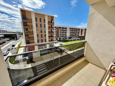 Rent, one bedroom apartment, 45m², City Kvart, Podgorica - image 1