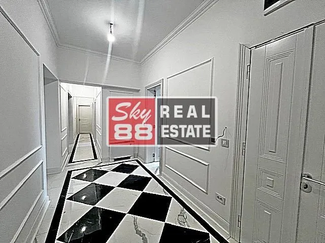 Sale, four bedroom apartment, 150m², Centar Sve Podlokacije, Beograd