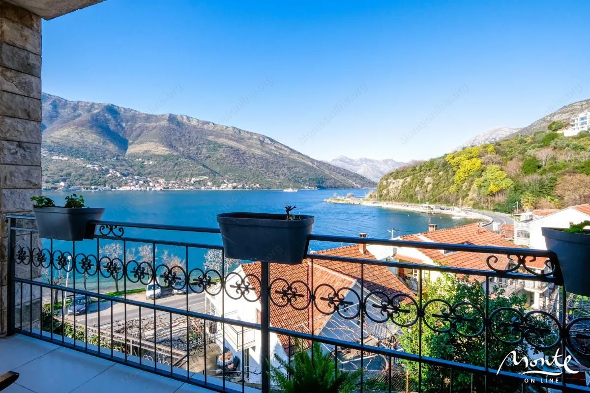 Prodaja, dvosoban stan, 174m², Lepetani, Tivat