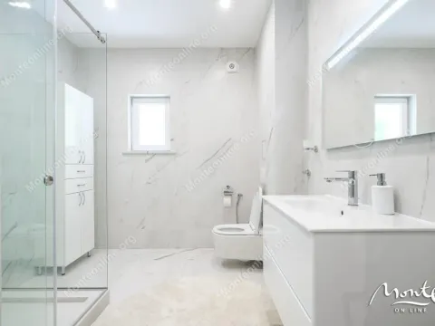 Sale, three bedroom apartment, 166m², Đenovići, Herceg Novi - image 5