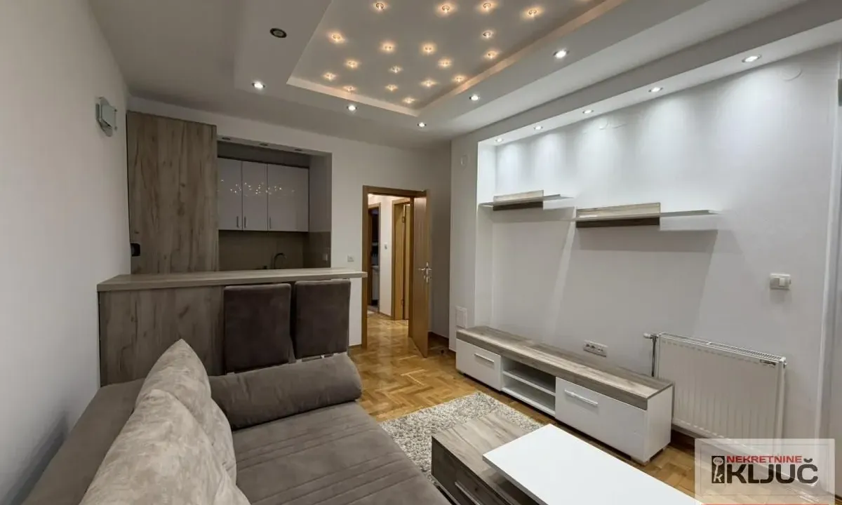 Sale, two bedroom apartment, 46m², Bulevar patrijarha Pavla, Novi Sad Sve Podlokacije