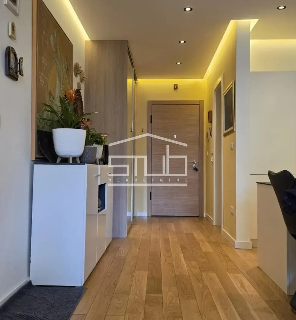 Rent, two bedroom apartment, 60m², Vračar Sve Podlokacije, Beograd