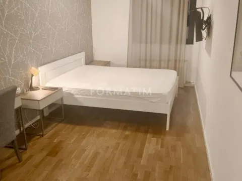 Rent, three bedroom apartment, 76m², Južni Bulevar, Vračar Sve Podlokacije - image 9