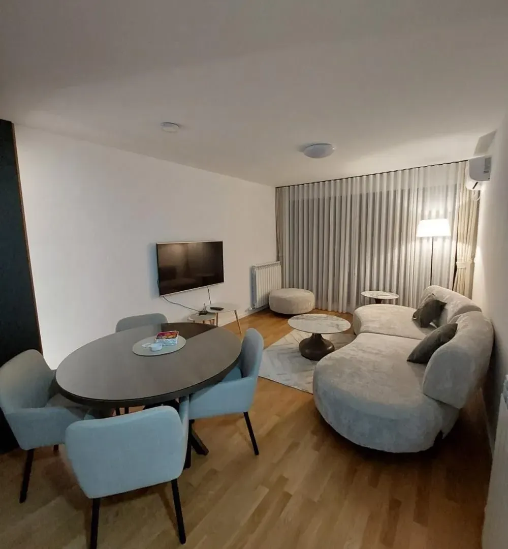 Prodaja, trosoban stan, 68m², Višnjička Banja, Palilula Sve Podlokacije