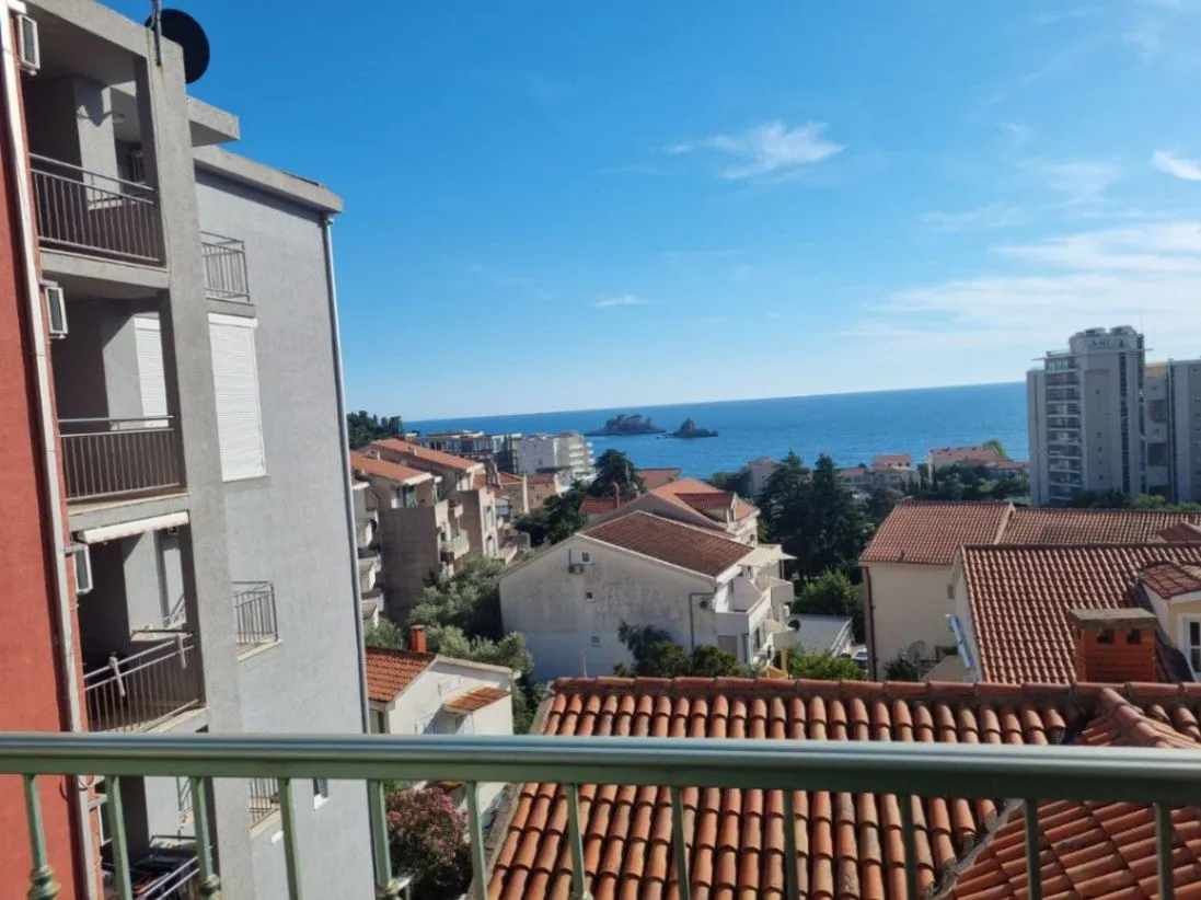 Sale, two bedroom apartment, 57m², Petrovac, Budva