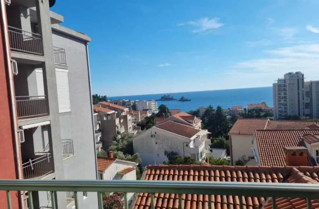Sale, two bedroom apartment, 57m², Petrovac, Budva