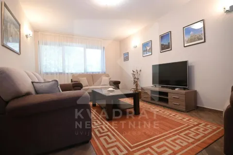 Prodaja, jednosoban stan, 60m², Gorica C, Podgorica - image 2