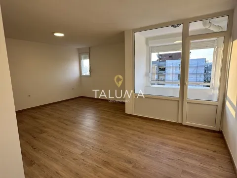 Prodaja, jednosoban stan, 51m², Blok 5, Podgorica