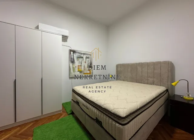 Rent, apartment, 280m², Gorica C, Podgorica