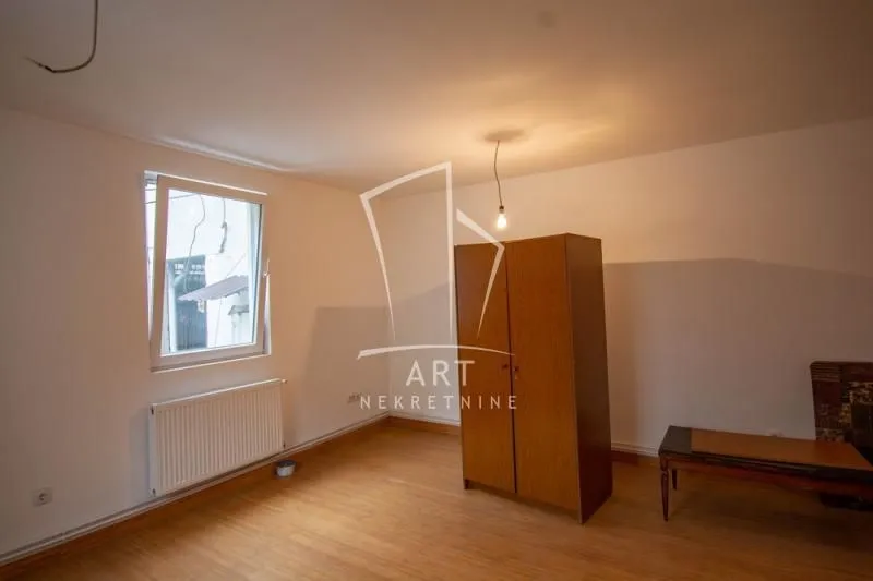 Sale, house, 230m², Zemun Centar, Zemun Sve Podlokacije