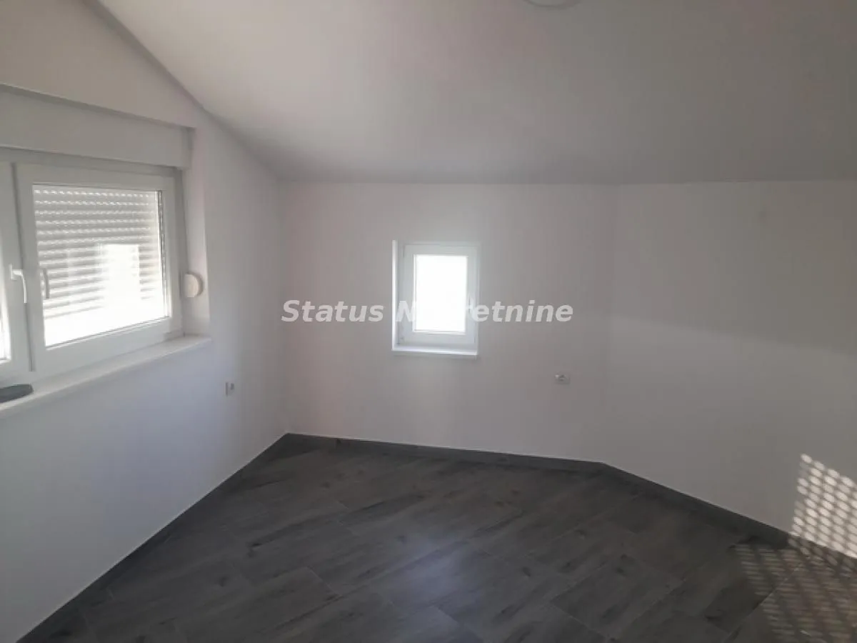 Rent, office space, 528m², Rumenka, Novi Sad Sve Podlokacije