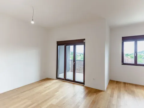 Sale, three bedroom apartment, 90m², Gornja Gorica, Podgorica - image 12