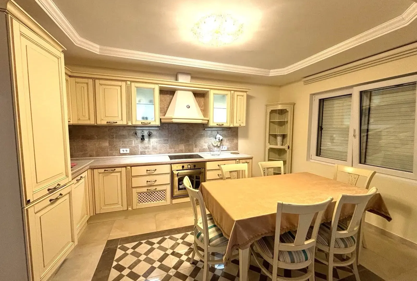 Sale, house, 295m², Radovići, Tivat