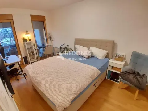 Sale, three bedroom apartment, 70m², Zemun Sve Podlokacije, Beograd - image 6