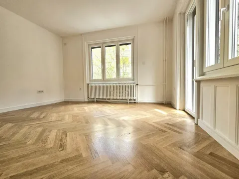 Prodaja, četvorosoban stan, 112m², Stari grad, Novi Sad - image 9