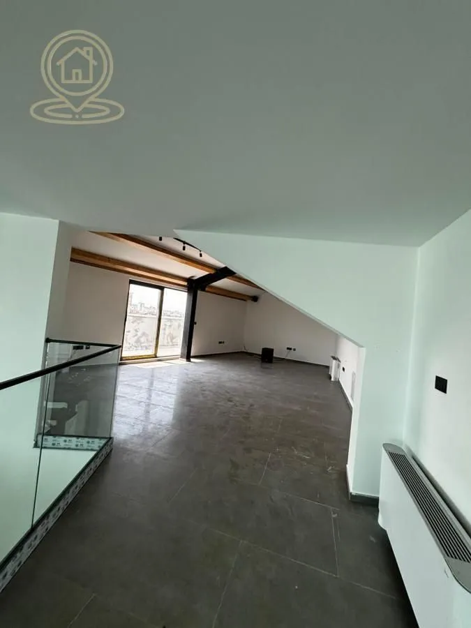 Rent, office space, 472m², Medijana, Niš