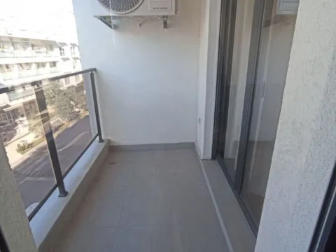 Izdavanje, jednosoban stan, 53m², Preko Morače, Podgorica - image 9