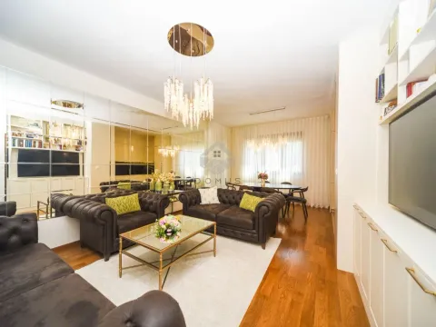 Prodaja, trosoban stan, 82m², Vezirov Most, Podgorica - image 1