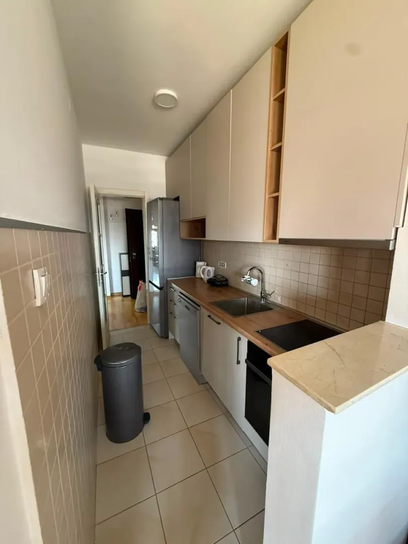 Izdavanje, dvosoban stan, 83m², Preko Morače, Podgorica