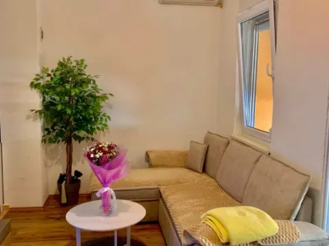Rent, studio apartment, 35m², Ilino, Bar