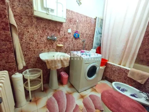 Prodaja, kuća, 170m², Zeleno Polje, Zrenjanin - image 18