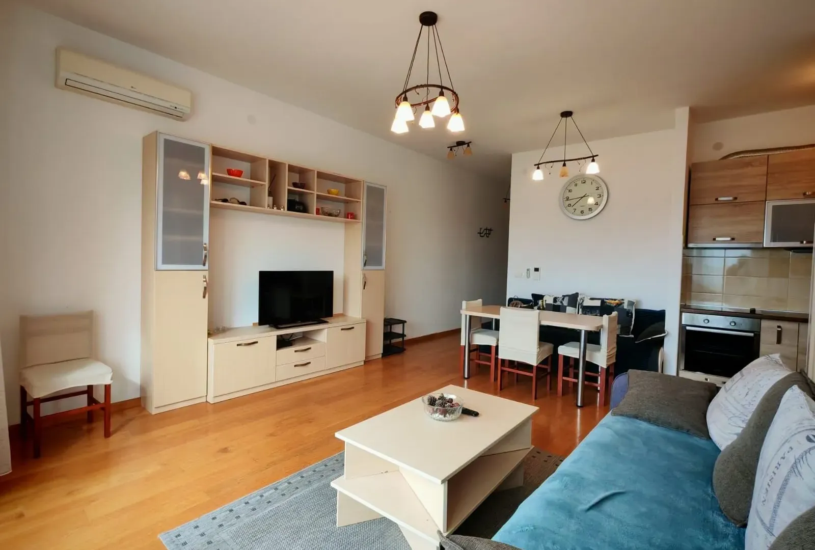 Prodaja, jednosoban stan, 52m², Bečići, Budva