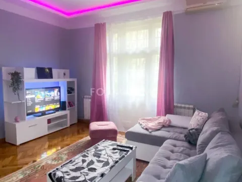 Izdavanje, dvosoban stan, 52m², Cvetni Trg, Vračar Sve Podlokacije - image 12