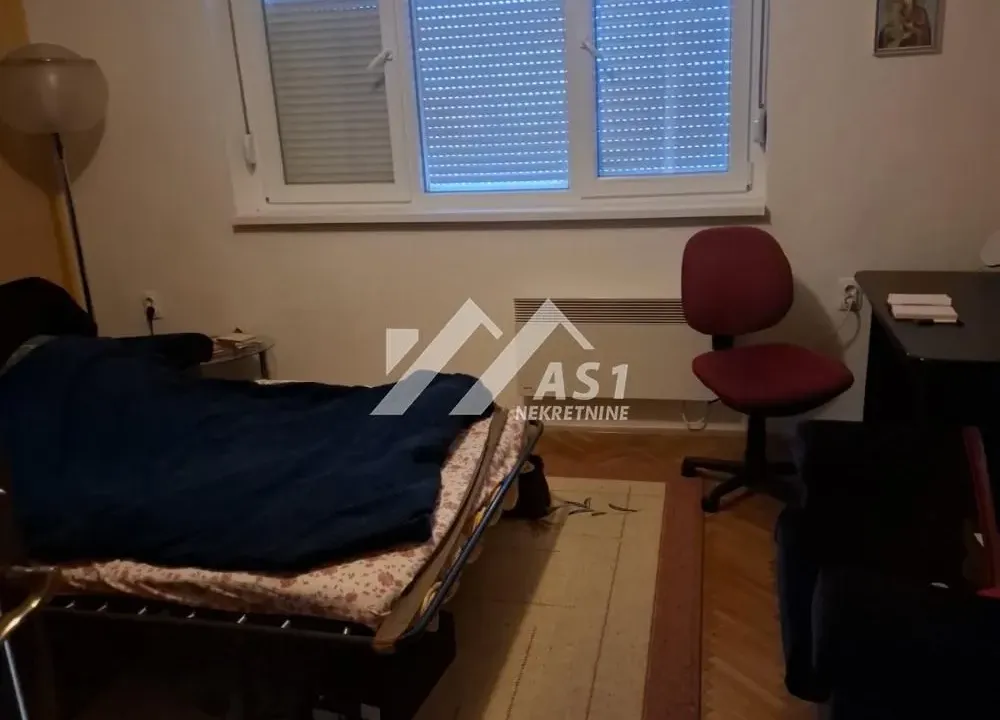 Prodaja, kuća, 266m², Futog, Novi Sad Sve Podlokacije