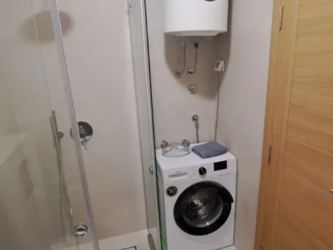 Prodaja, jednosoban stan, 45m², City Kvart, Podgorica - image 3