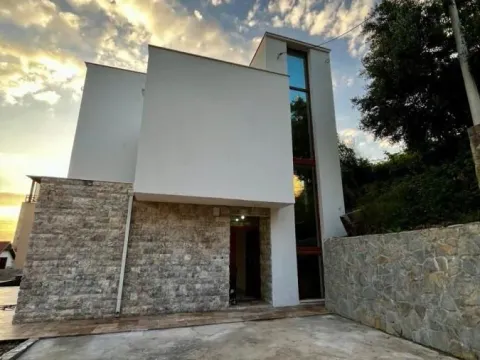 Prodaja, kuća, 292m², Šušanj, Bar - image 3