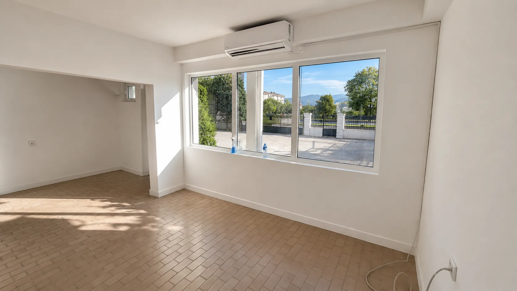 Rent, office space, 110m², Stari Aerodrom, Podgorica