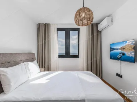 Sale, two bedroom apartment, 67m², Sveti Stefan, Budva - image 6