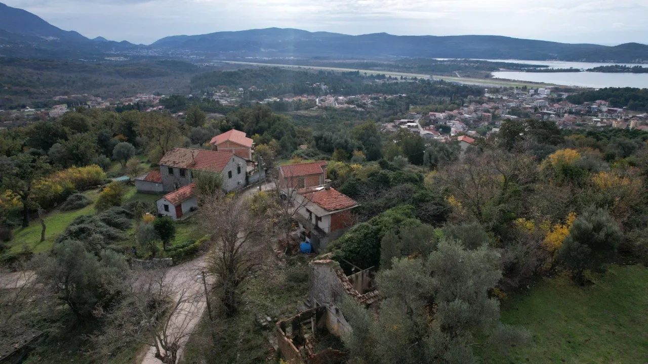 Sale, land lot, 9160m², Tivat, Crna Gora