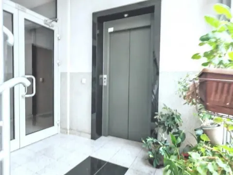 Izdavanje, četvorosoban stan, 85m², Zvezdara Sve Podlokacije, Beograd - image 23