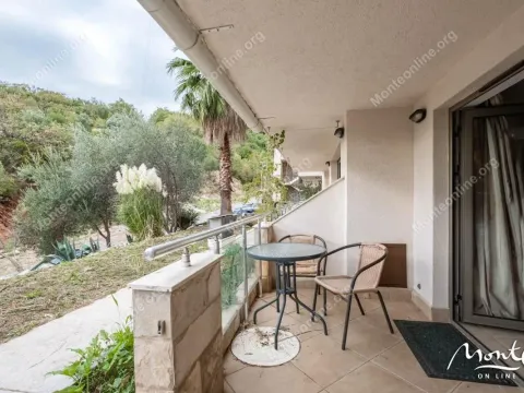 Sale, one bedroom apartment, 38m², Pržno, Budva - image 23