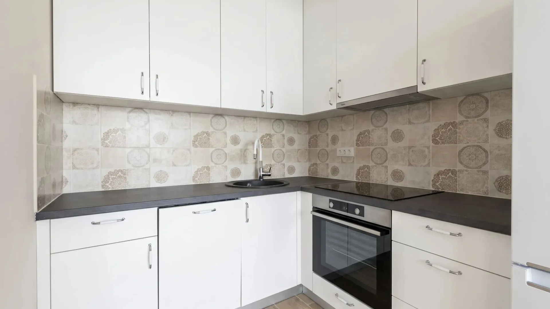 Prodaja, jednosoban stan, 53m², Centar, Herceg Novi