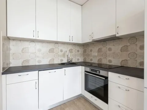 Prodaja, jednosoban stan, 53m², Centar, Herceg Novi - image 3