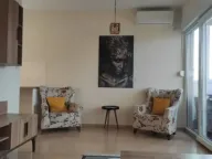 Izdavanje, jednosoban stan, 54m², City Kvart, Podgorica - image 1