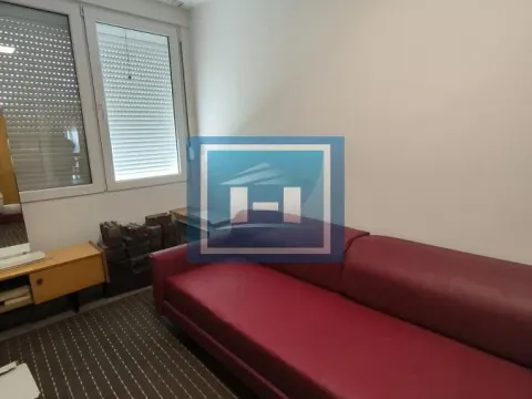 Prodaja, dvosoban stan, 62m², Centar, Ćuprija - image 6